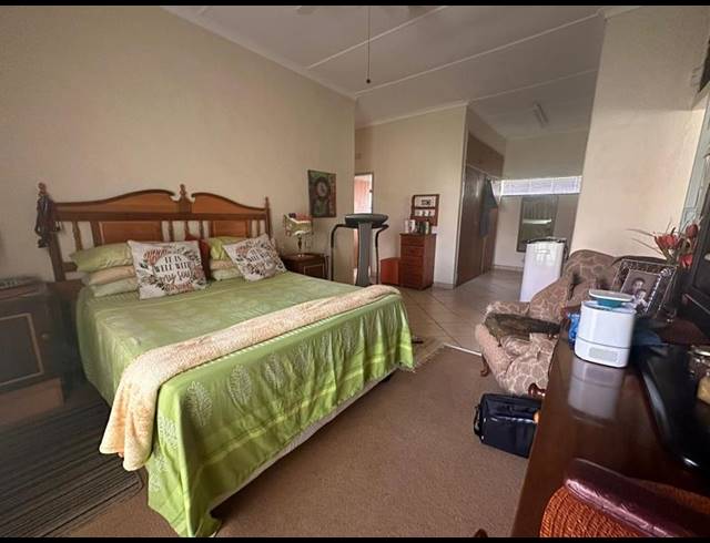 4 BEDROOM HOUSE FOR SALE IN VISAGIE PARK